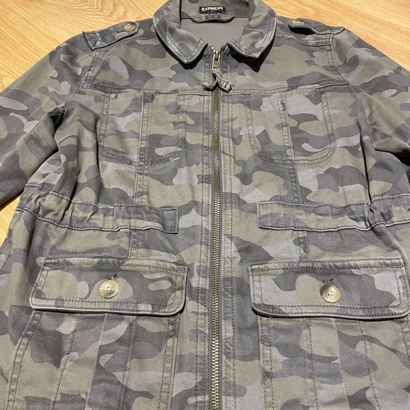 Camo Utility Jacket - Picture 3 of 5